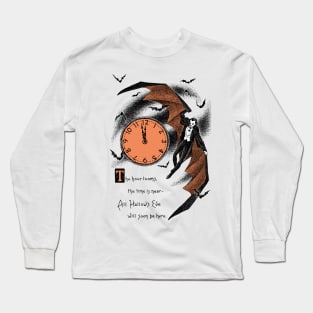 Dracula Awaiting Halloween O'clock Long Sleeve T-Shirt